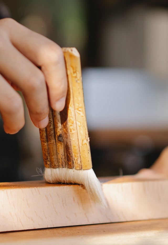 remove paint from furniture without wamaging the wood layer