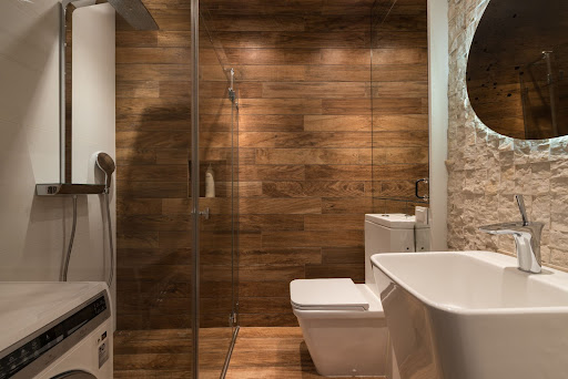 Teak Bathroom Shower